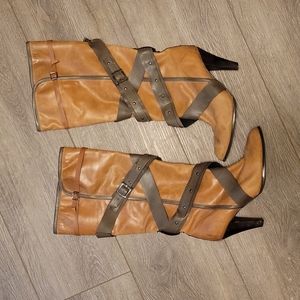 Colin Stuart leather two toned boots.